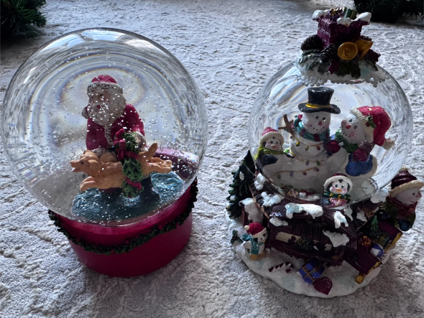 Christmas Snow Globe Decoration Set