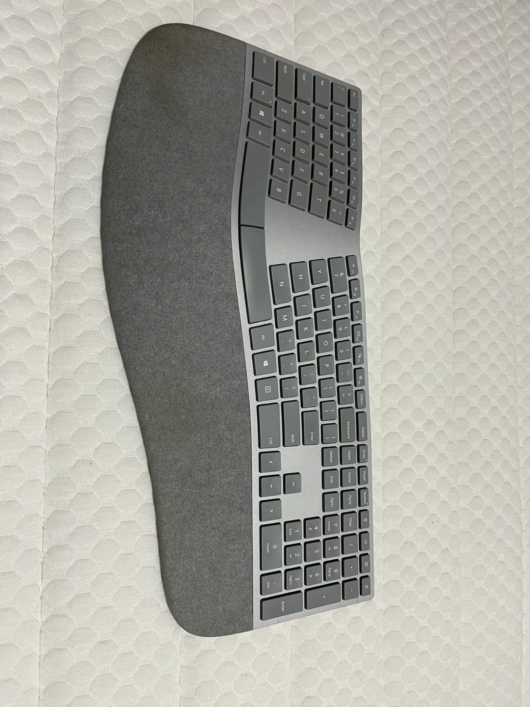 Microsoft Ergonomic Keyboard - Grey thumbnail