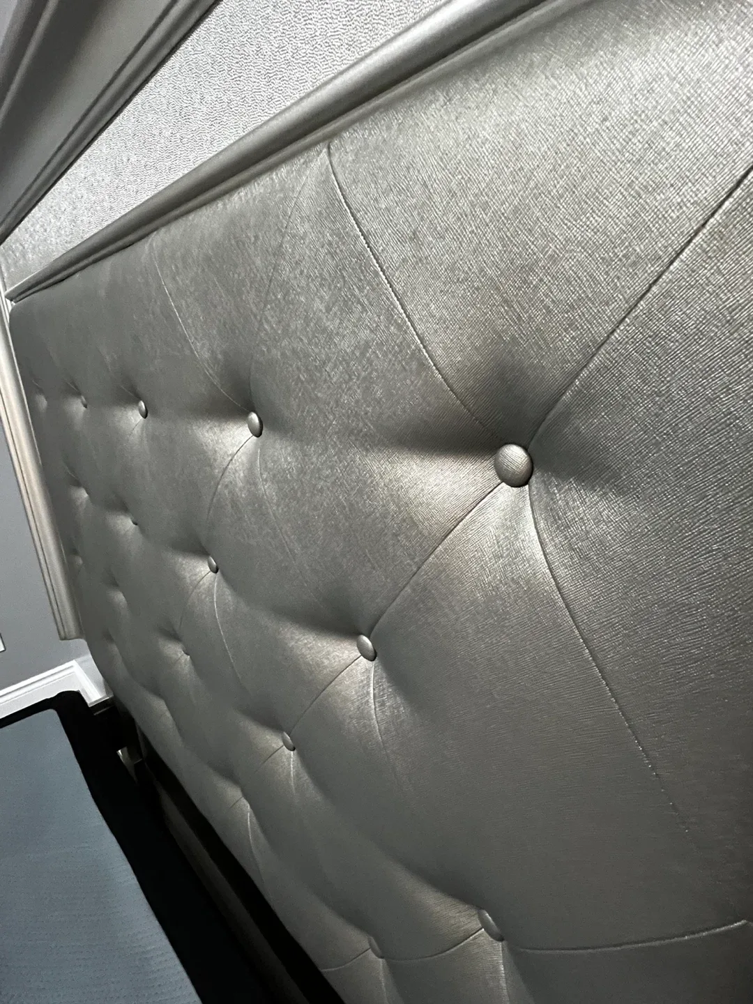 Upholstered Bed Frame - Silver image indicator(2)