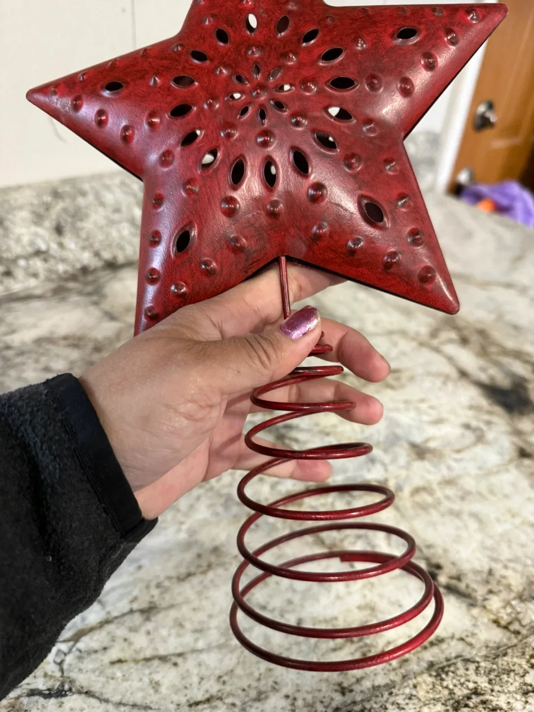 Red Metal Star Christmas Tree Topper image indicator(3)