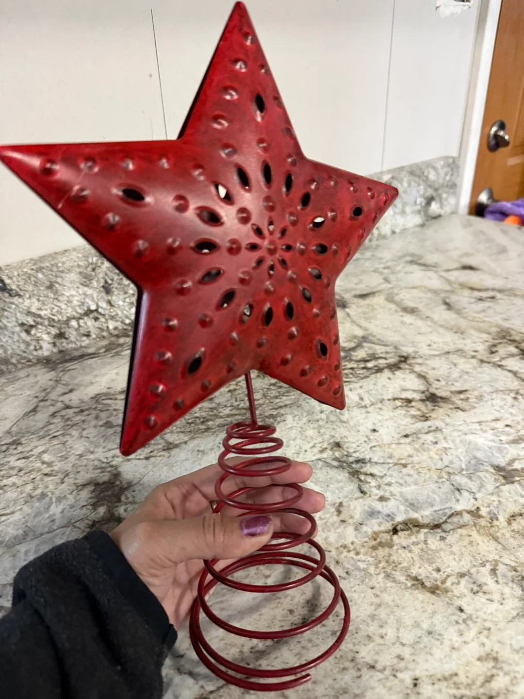 Red Metal Star Christmas Tree Topper