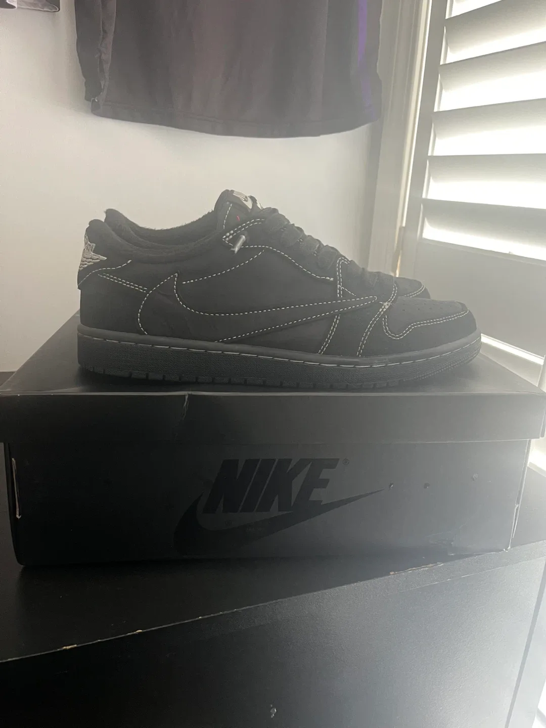 Nike Air Jordan 1 Low Travis Scott Phantom, Size 10 image indicator(6)