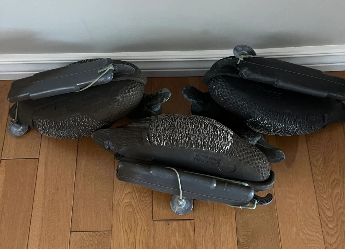 Set of 3 plastic duck decoys with weights - photo 4