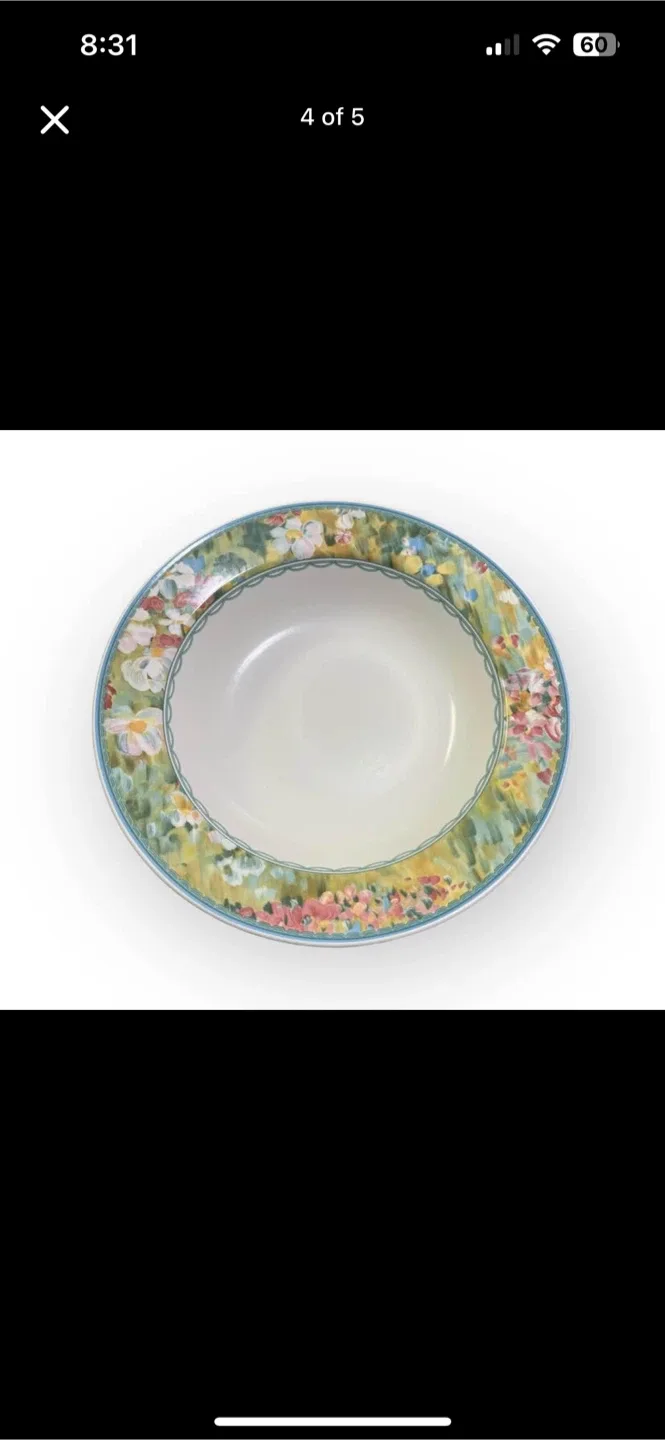 French Garden Dinnerware Set image indicator(2)