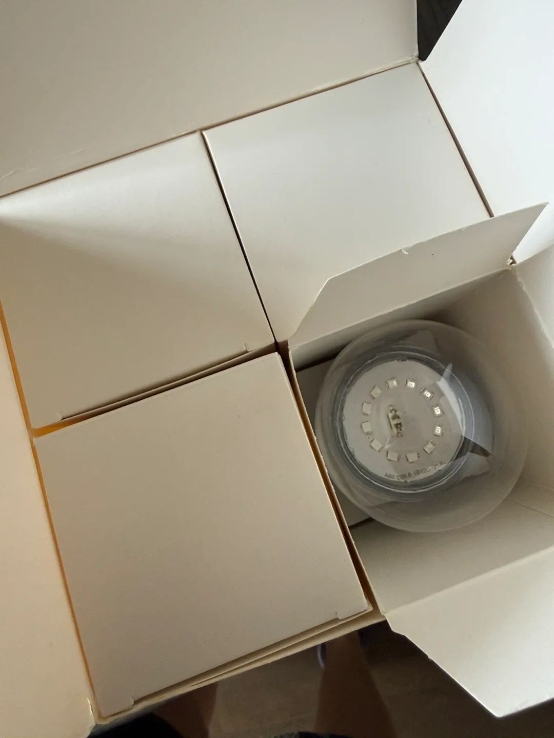 Party backdrop and 4 Blacklight lamps image indicator(4)