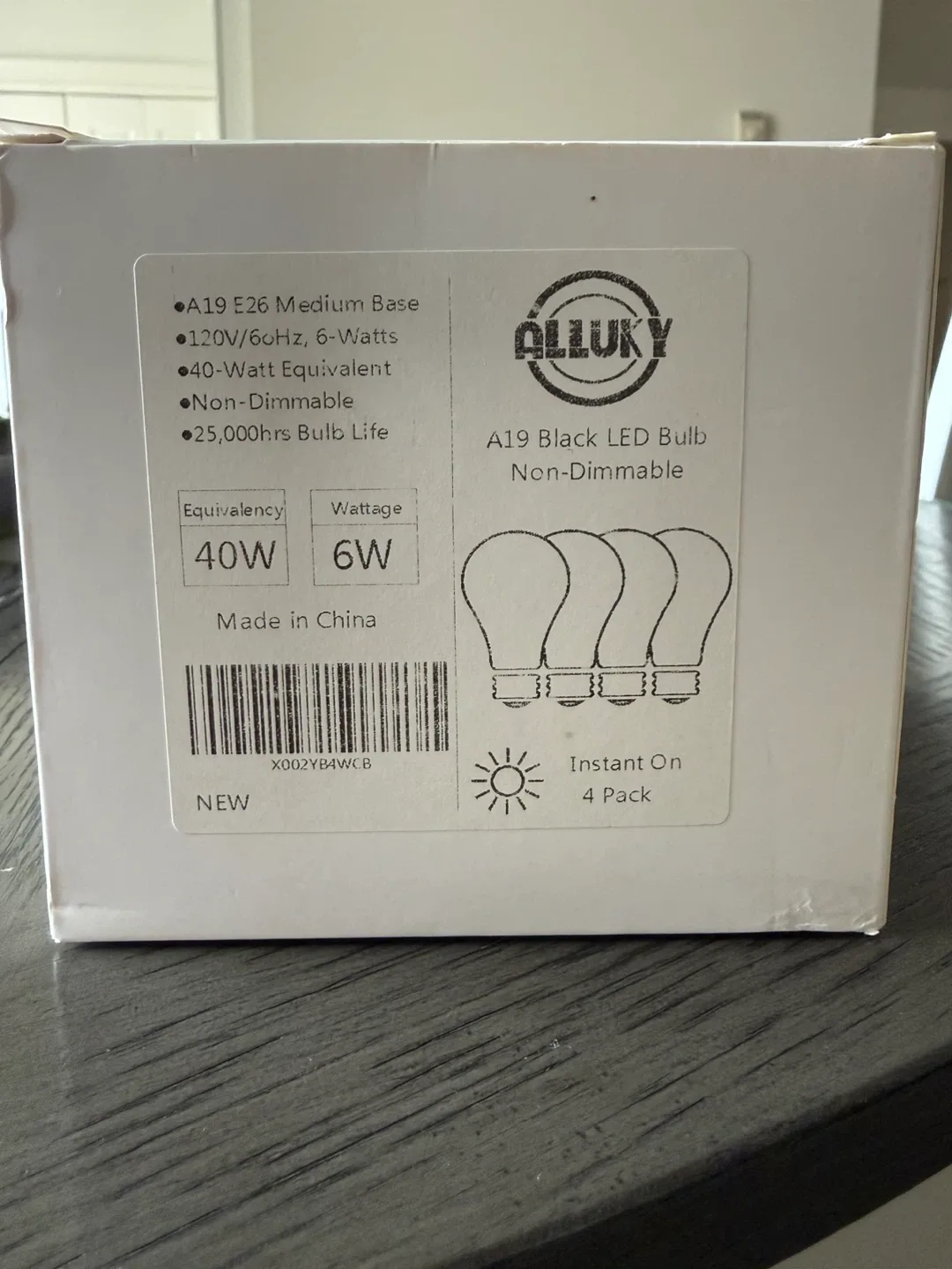 Party backdrop and 4 Blacklight lamps image indicator(5)