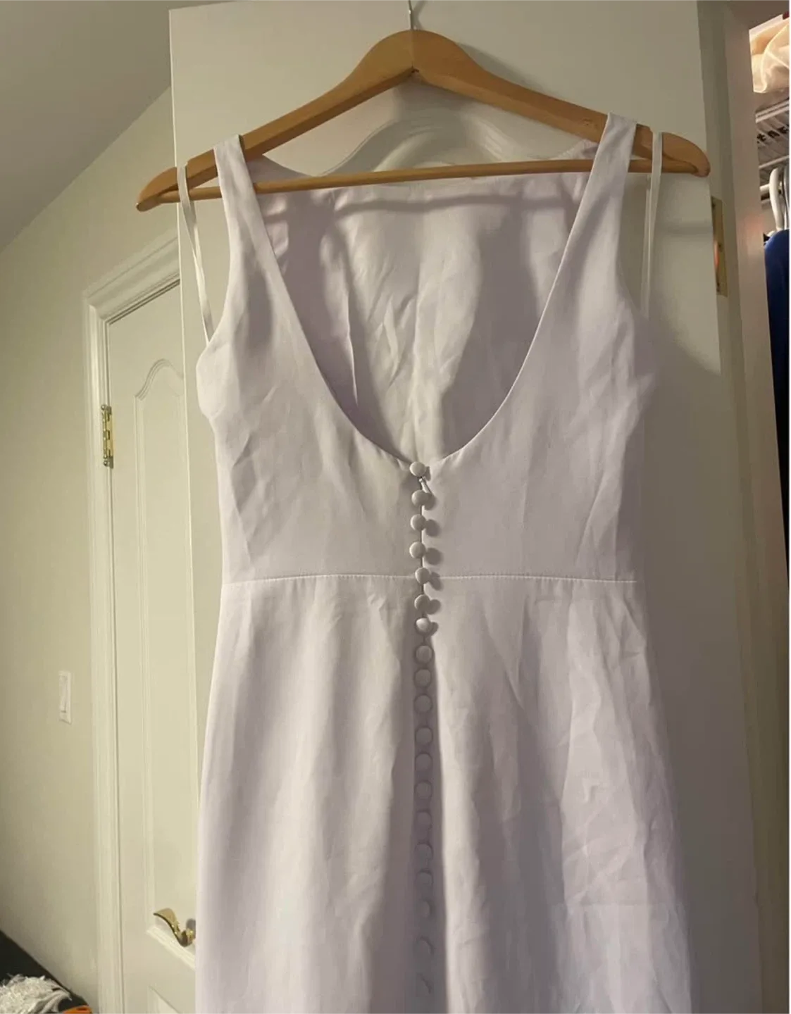 White Formal Dress image indicator(4)