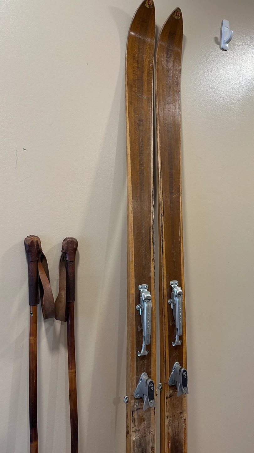 Vintage Splitkein “Patent Norway” Wooden Ski Set (CAN DELIVER) - photo 4