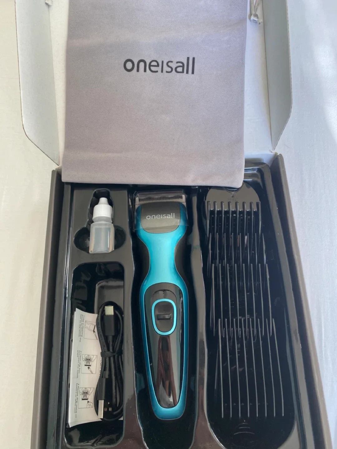 Oneisall Dog Clippers for Thick Coat - New in Box! image indicator(3)