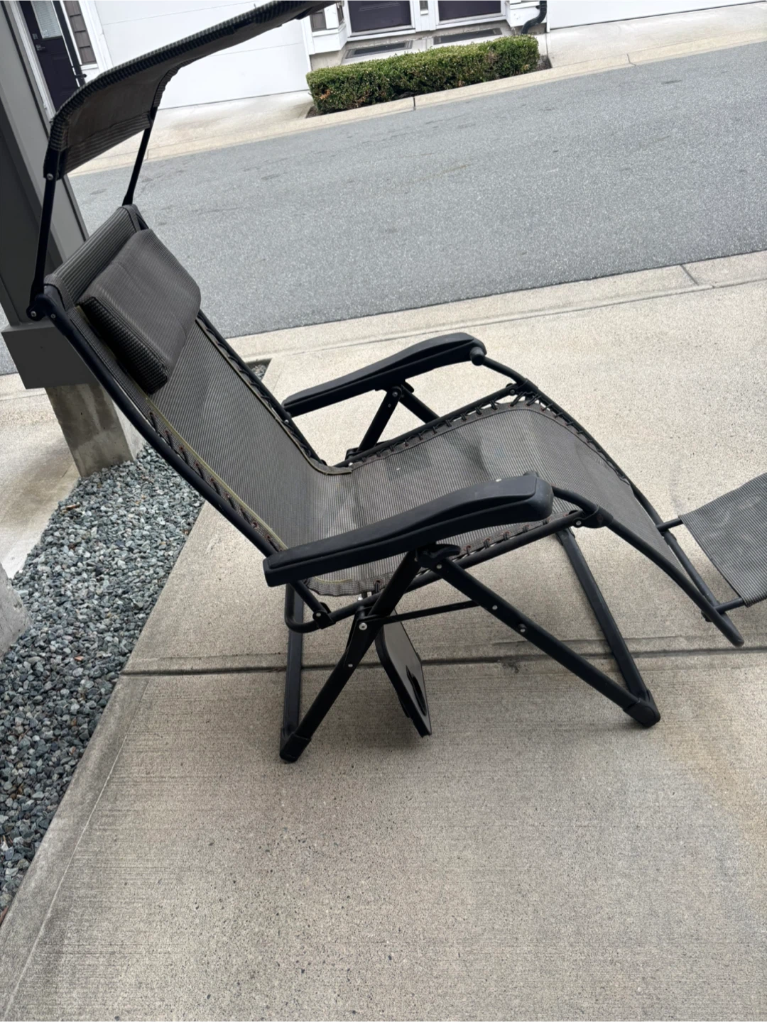 Zero Gravity Lounge Chair with Canopy - photo 2