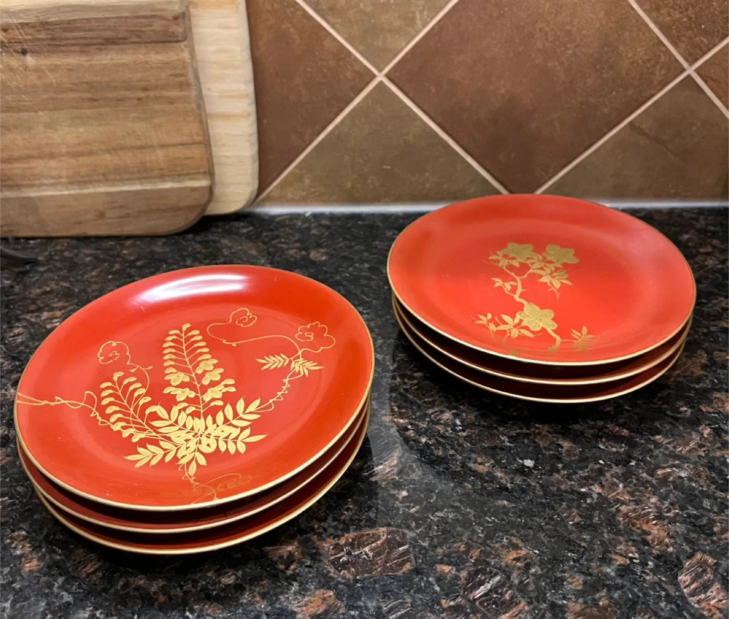 Vintage Japanese Lacquer Plates image indicator(3)