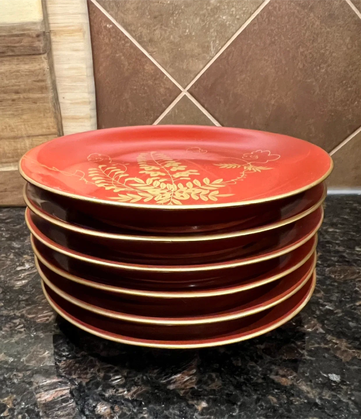 Vintage Japanese Lacquer Plates image indicator(6)