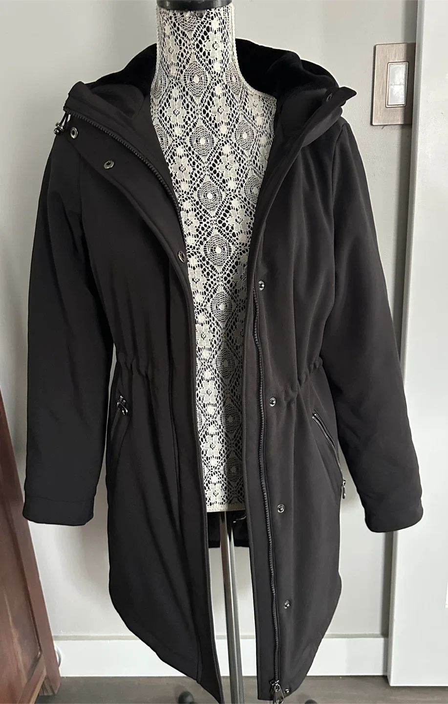 Vero Moda Black Winter Coat - Size Small image indicator(2)