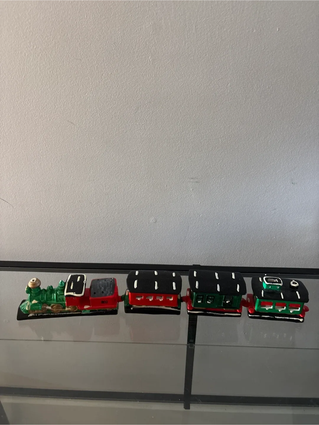 Fine Earthenware Train Set image indicator(3)