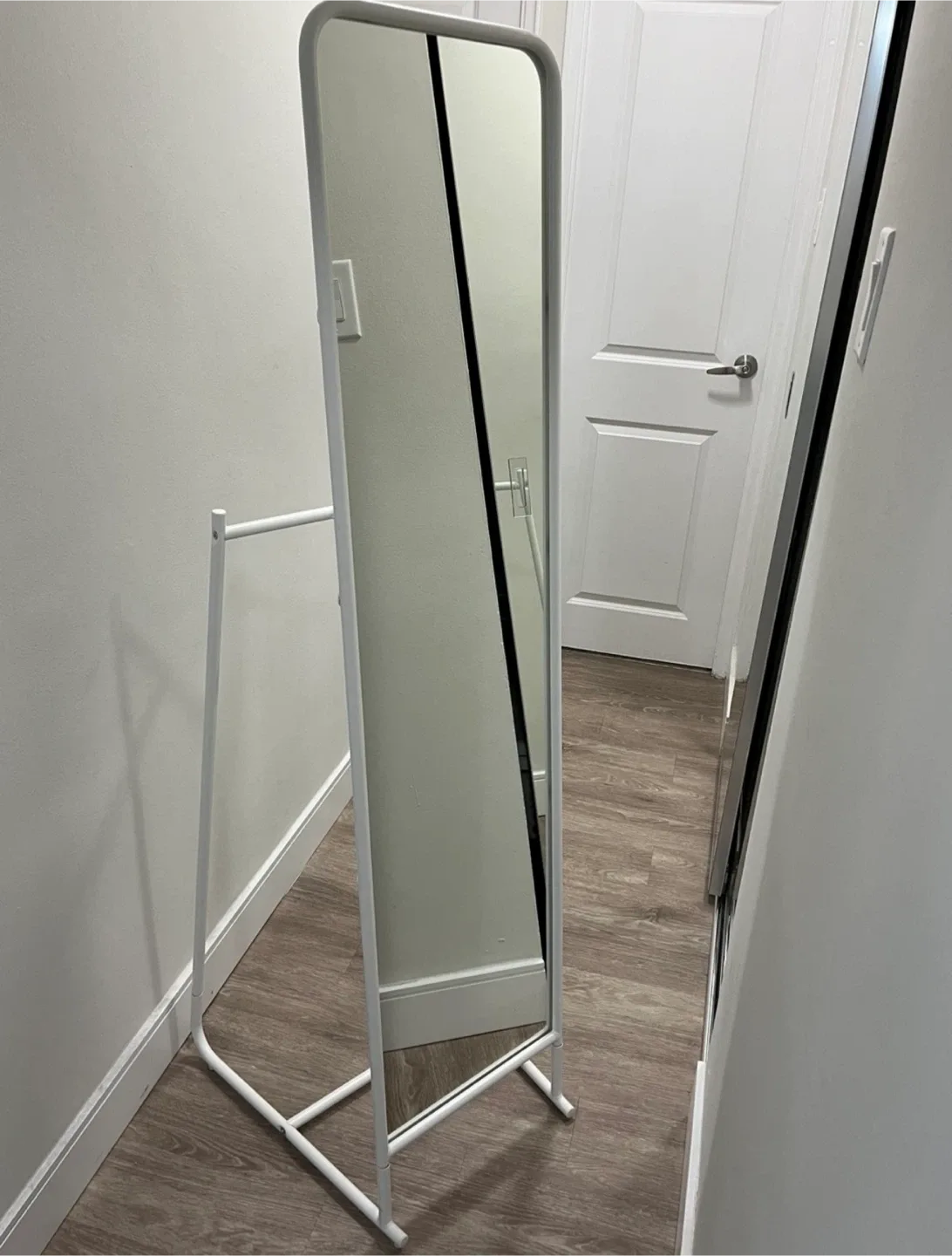 Ikea KNAPPER Standing Mirror, White thumbnail
