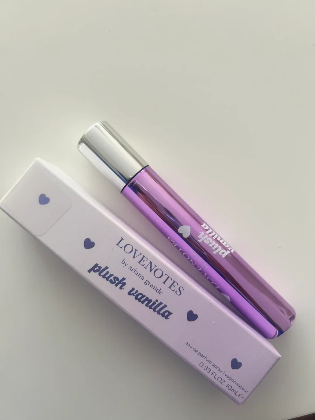 Plush Vanilla Lovenotes Eau de Parfum by Ariana Grande image indicator(3)