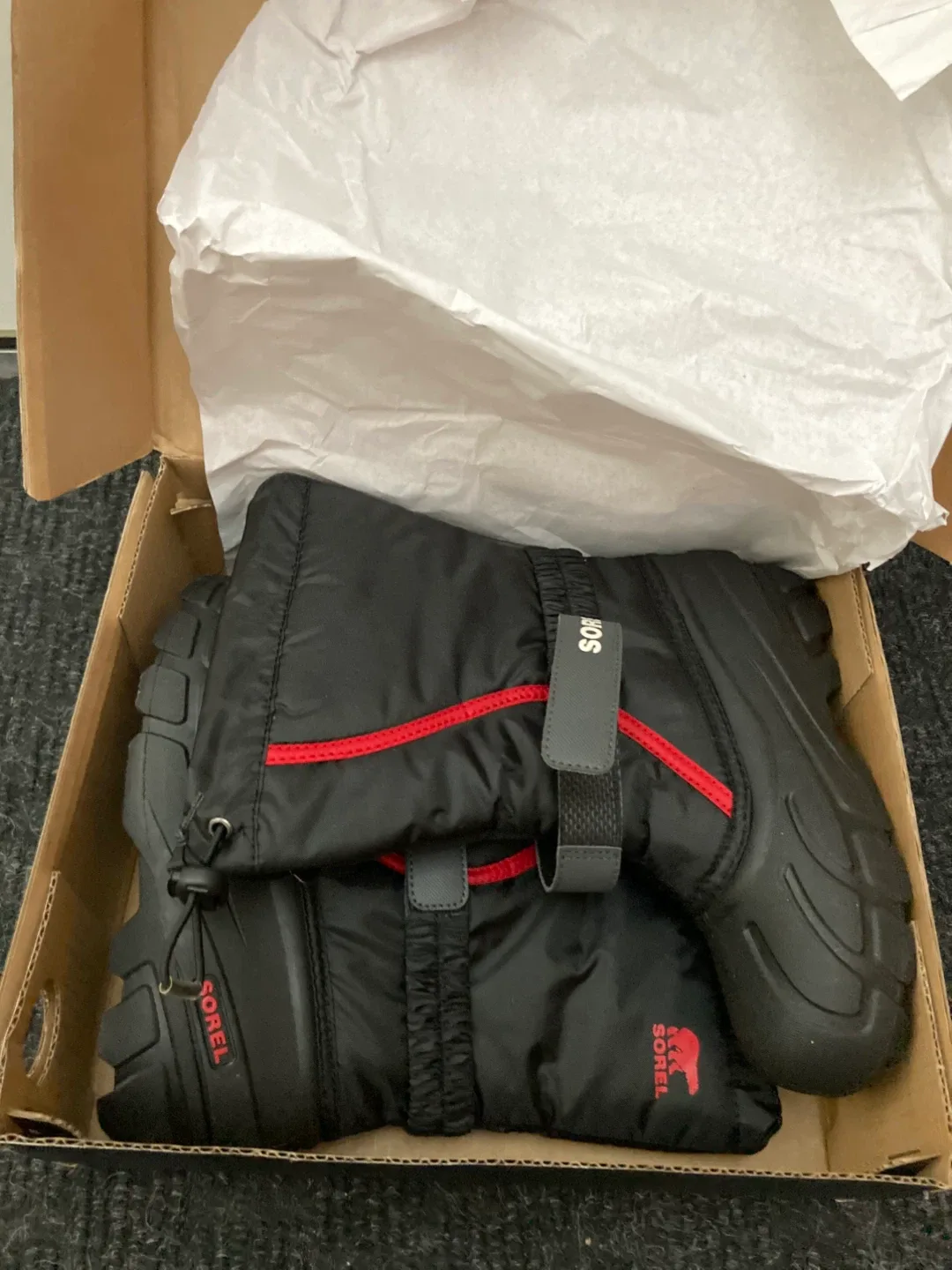 NEW Sorel boots size 3 image indicator(2)