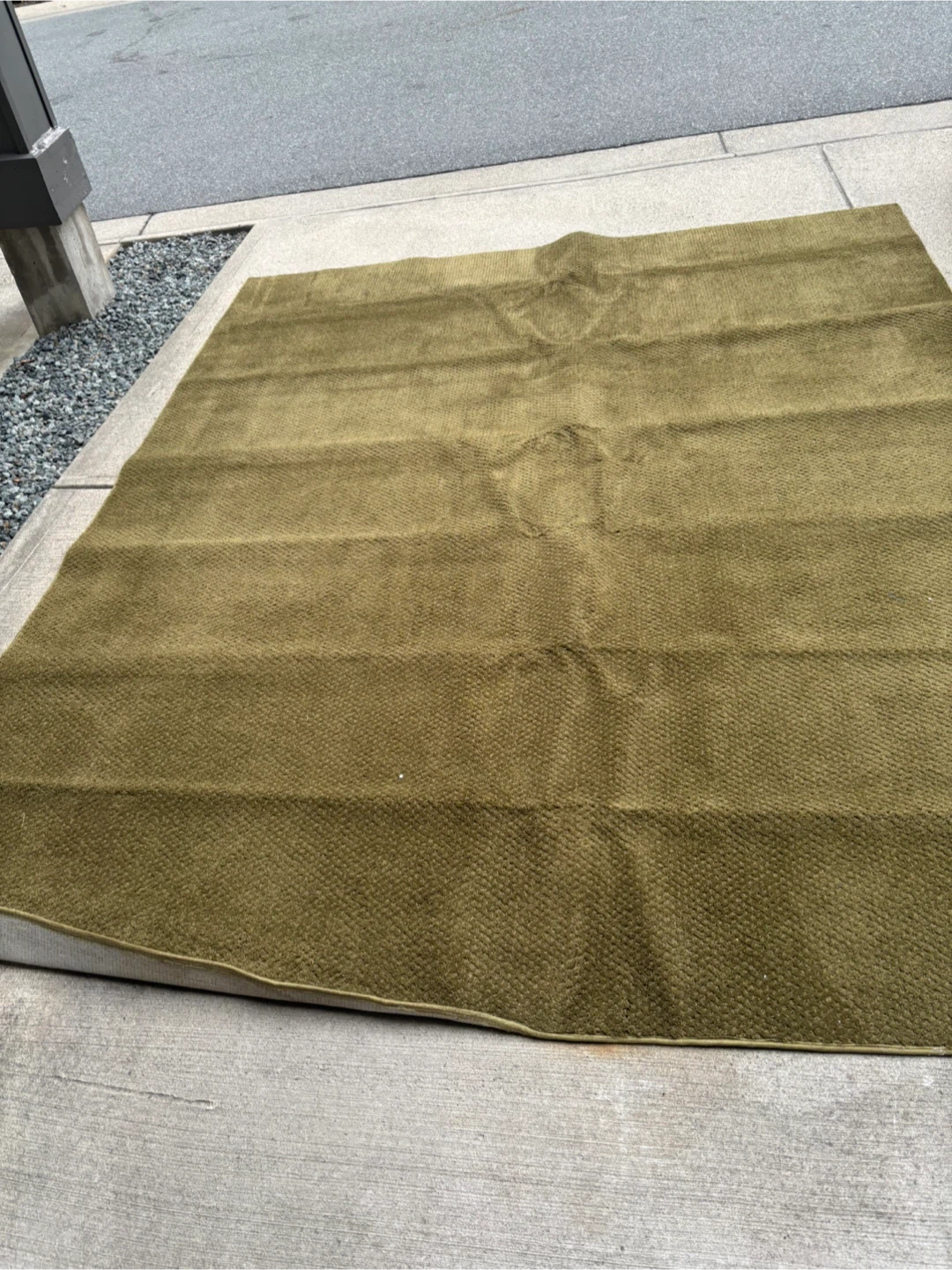 Olive Green Rug - photo 2