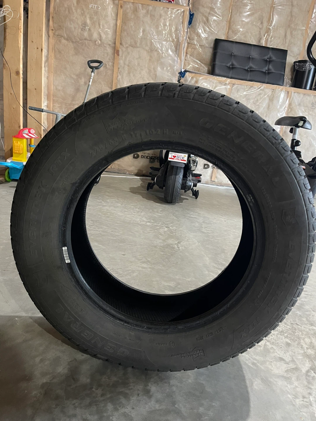 General AltiMAX RT43 Tire 215/65R17 - photo 2