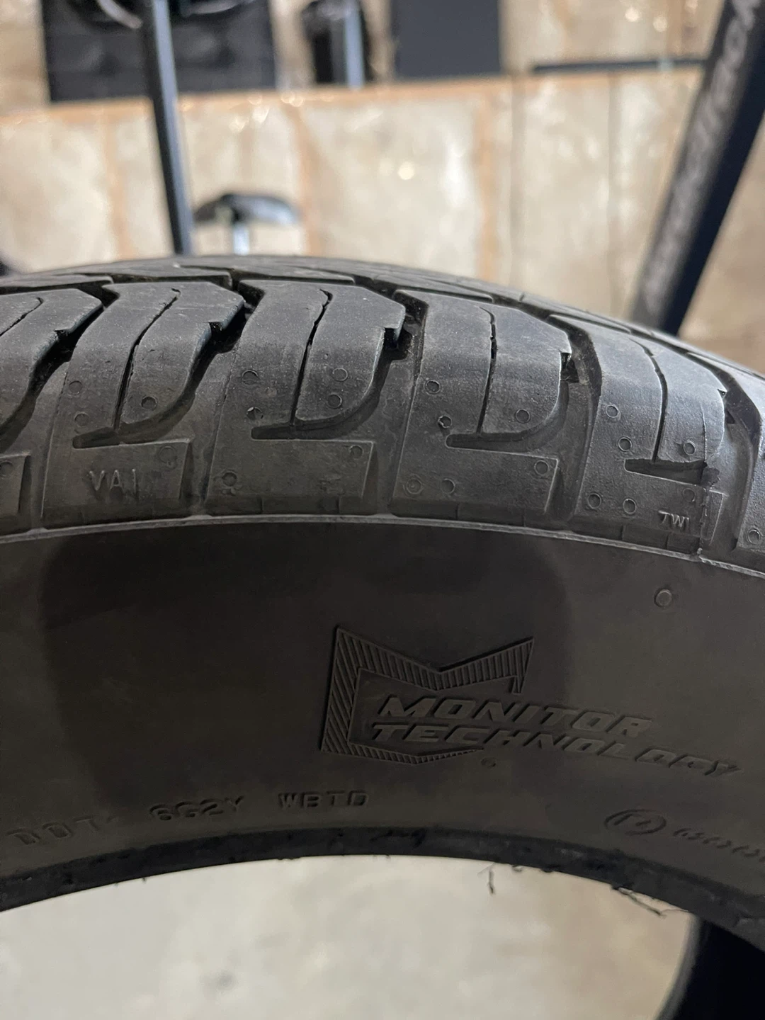 General AltiMAX RT43 Tire 215/65R17