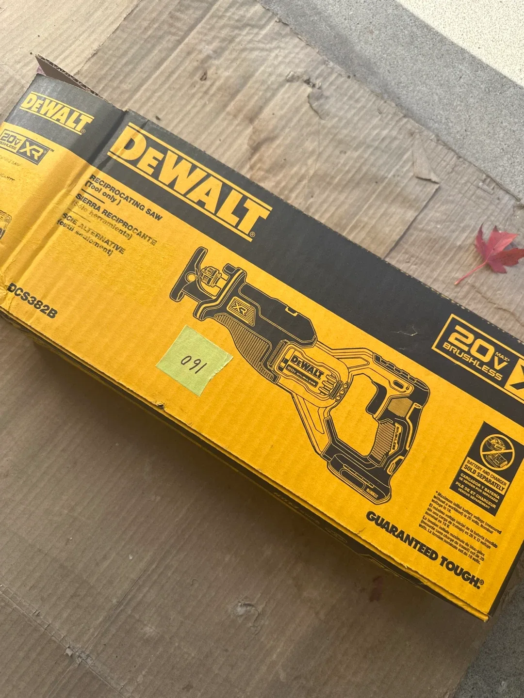 DeWalt DCS382B Reciprocating Saw (Tool Only) thumbnail