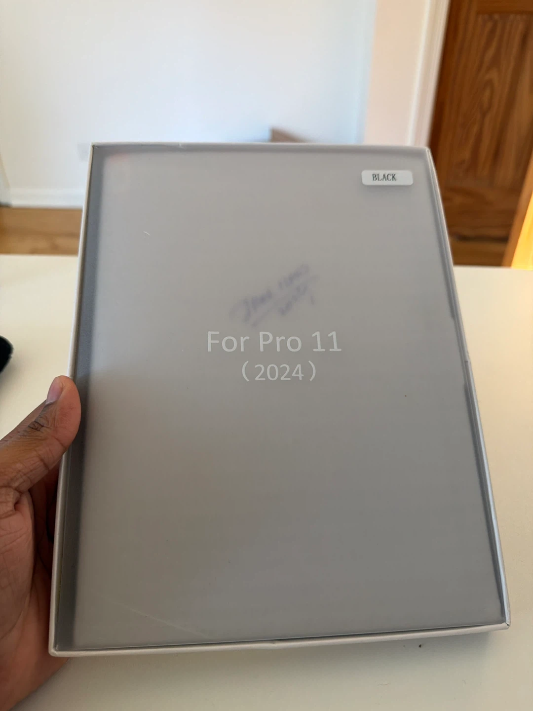 Pro 11 (2024) Black iPad Case + Screen guard - New