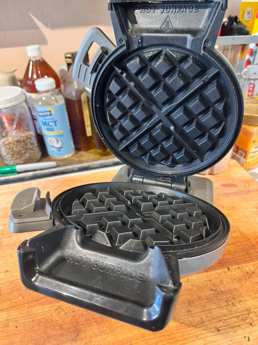 Cuisinart Waffle Maker image indicator(2)