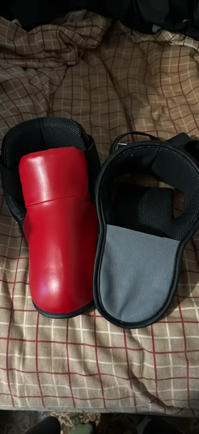 Century Martial Arts Sparring Boots image indicator(4)