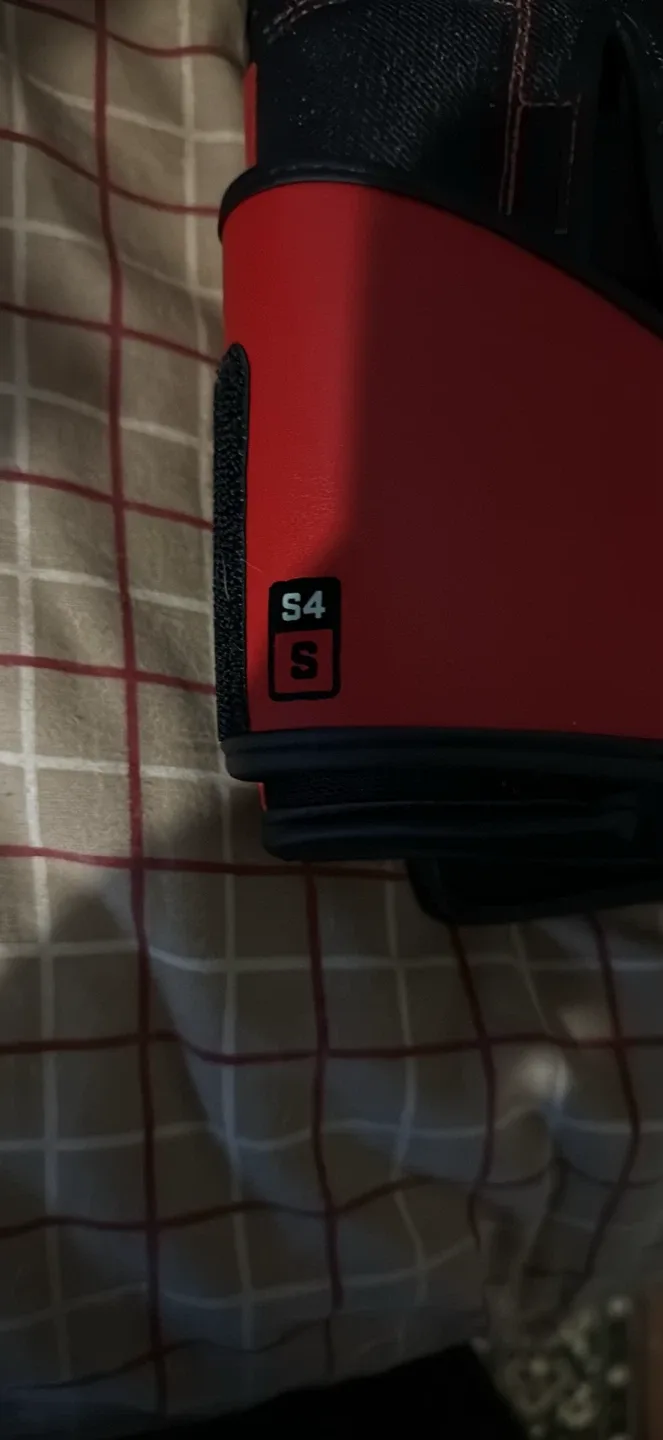 Hayabusa Boxing Gloves - Size Small image indicator(2)