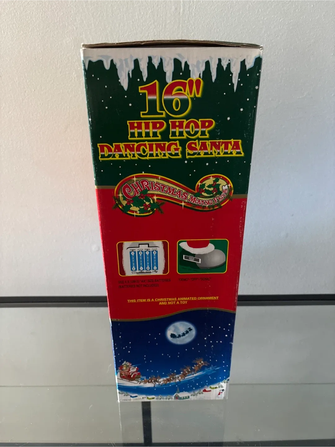 16" Hip Hop Dancing Santa image indicator(4)