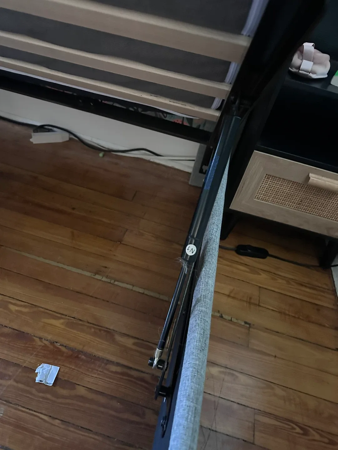 Queen Size Bed Frame with Storage image indicator(5)