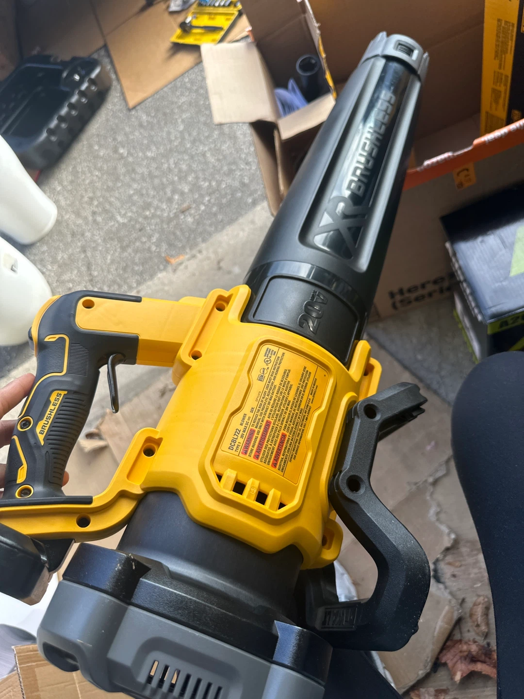 DeWalt DCBL722 20V MAX Cordless Blower - photo 3