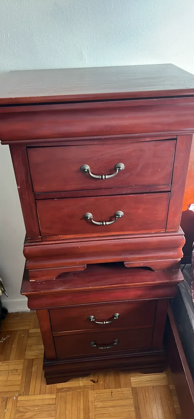 Bedroom Set - Bed, Dresser, and Nightstand image indicator(5)