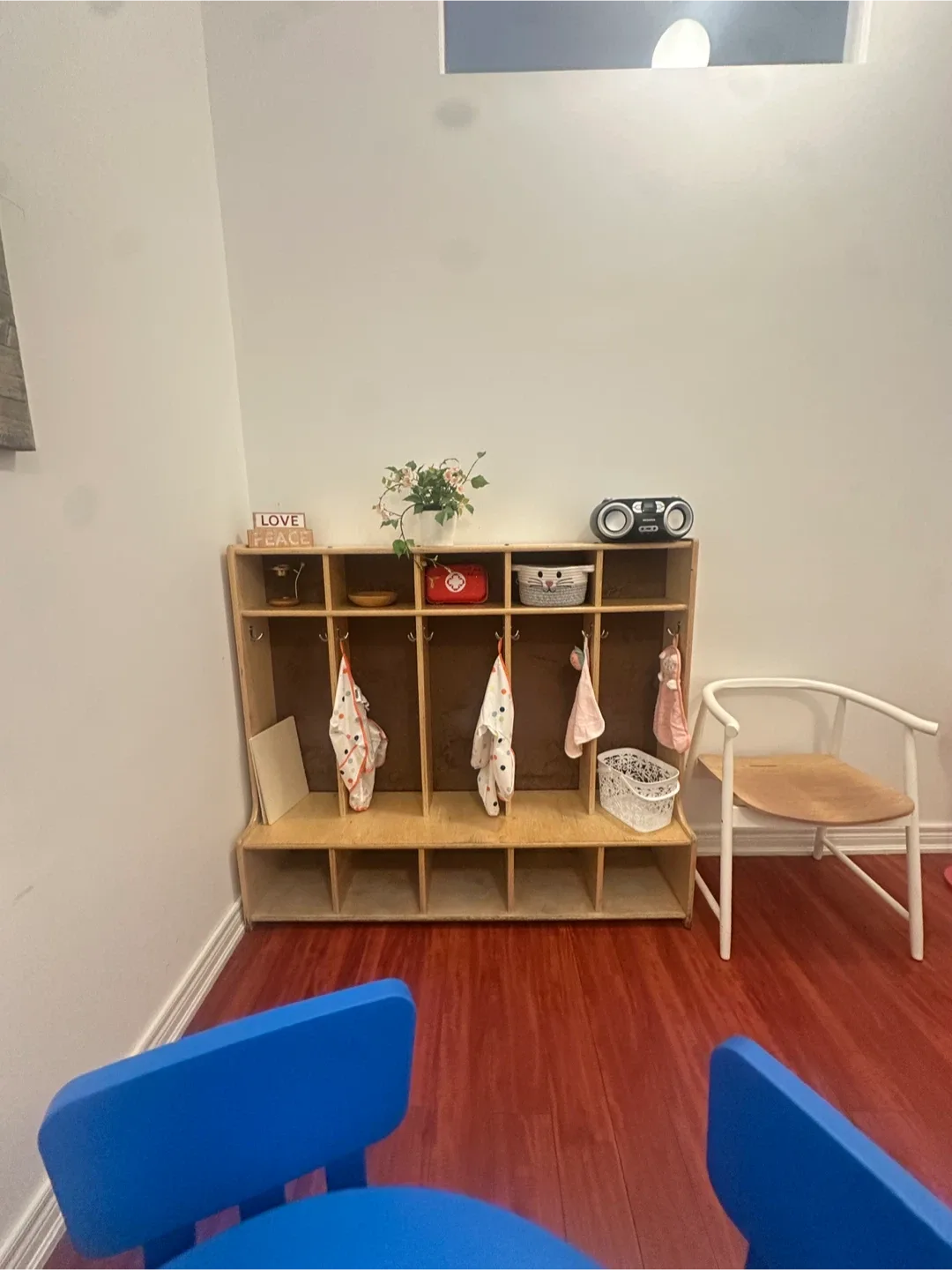 Kids' Cubby Storage Unit image indicator(2)