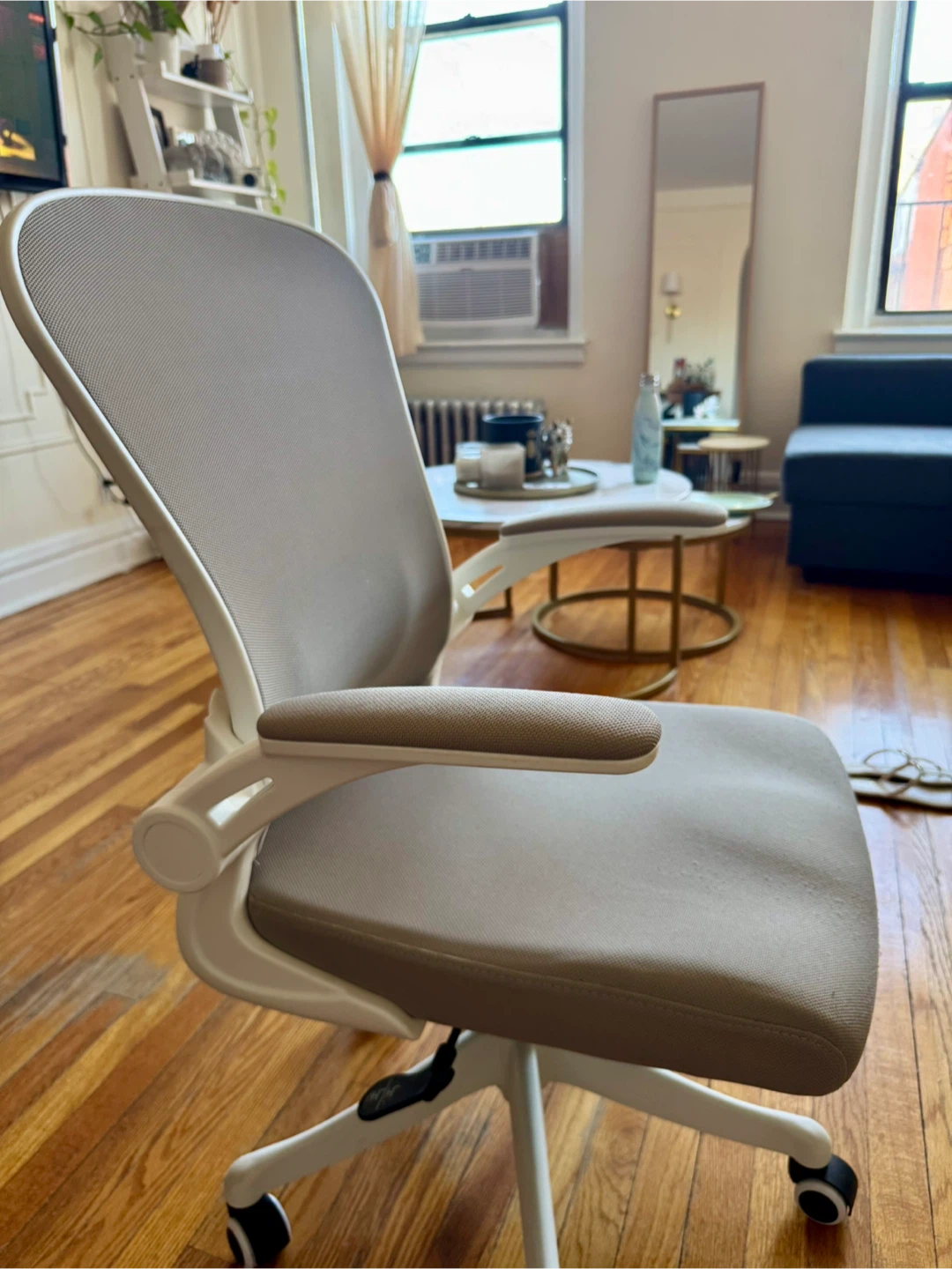 Beige Office Chair - photo 4