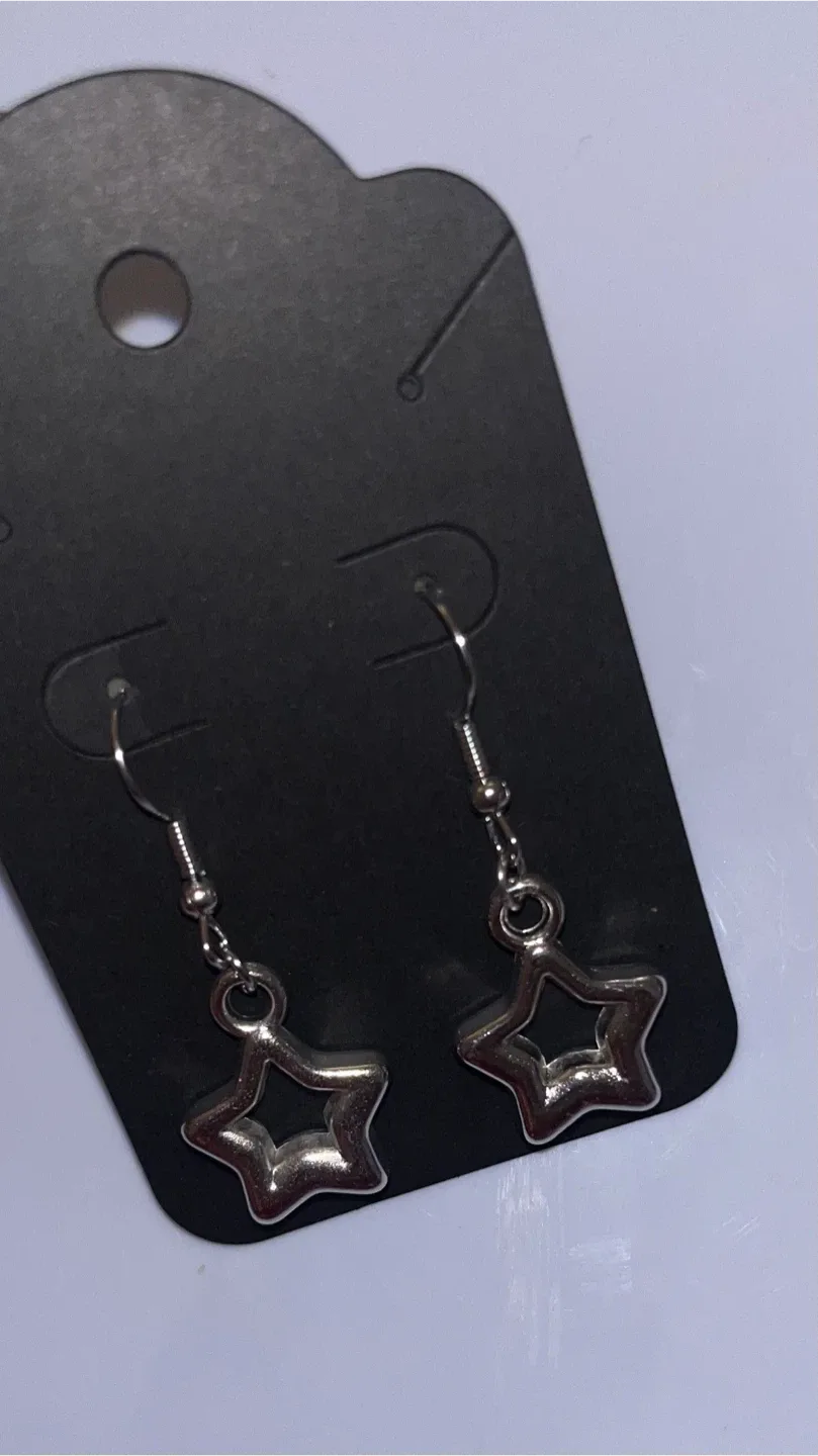 Star Dangle Earrings image indicator(3)