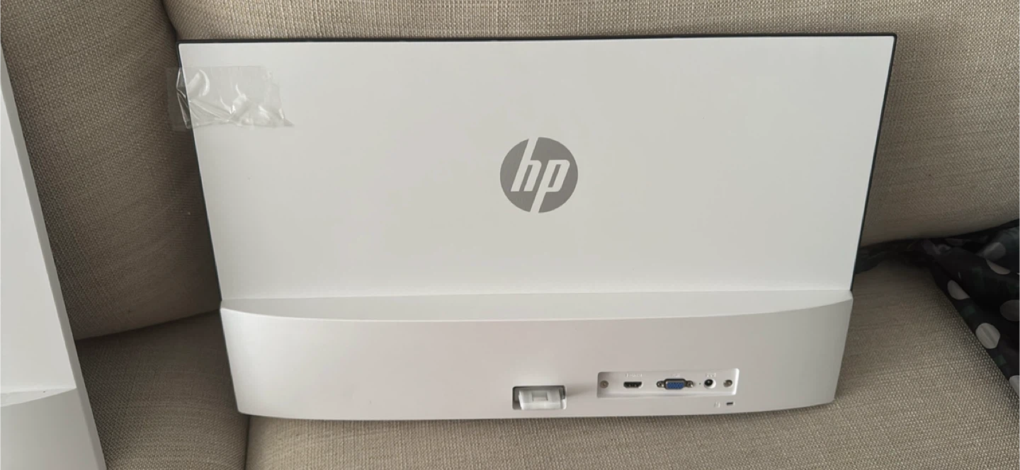 HP Monitor - White