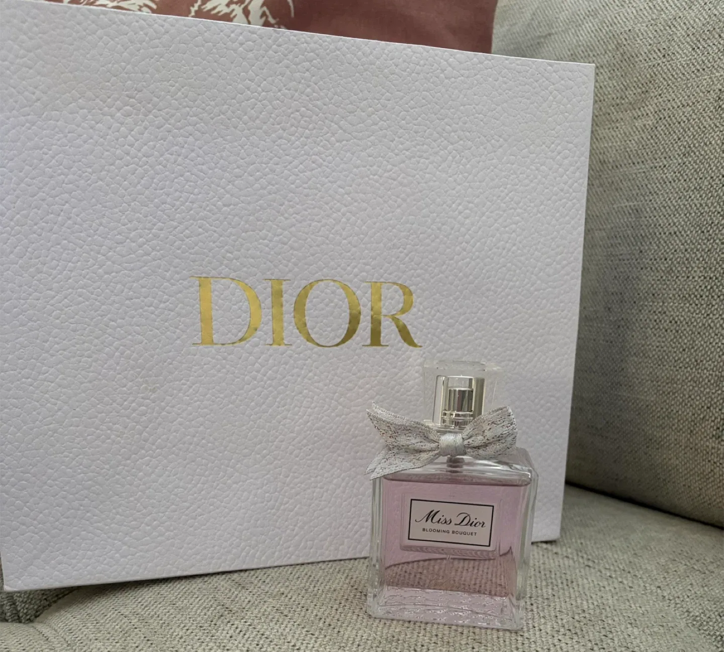 Miss Dior Blooming Bouquet Eau de Toilette 100ml image indicator(2)