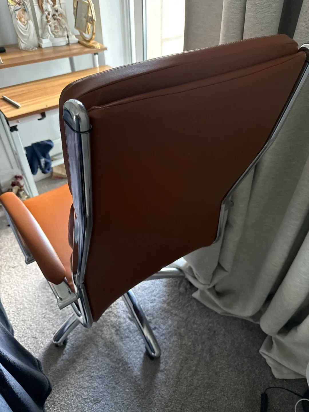 Brown Leather Office Chair image indicator(3)