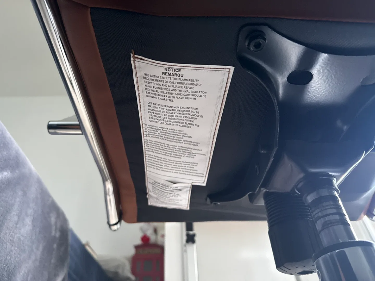 Brown Leather Office Chair image indicator(5)