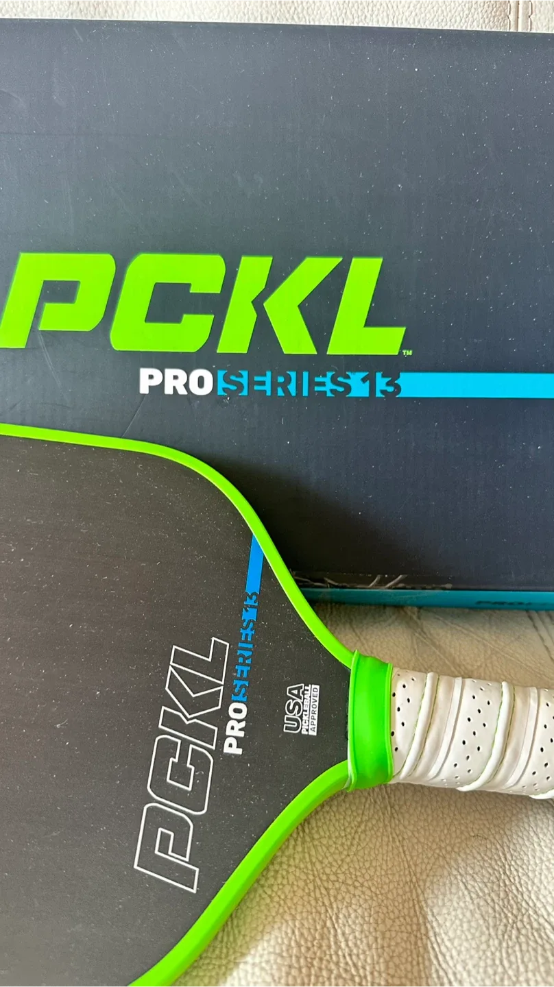 PCKL Pro Series Pickleball Paddle image indicator(7)
