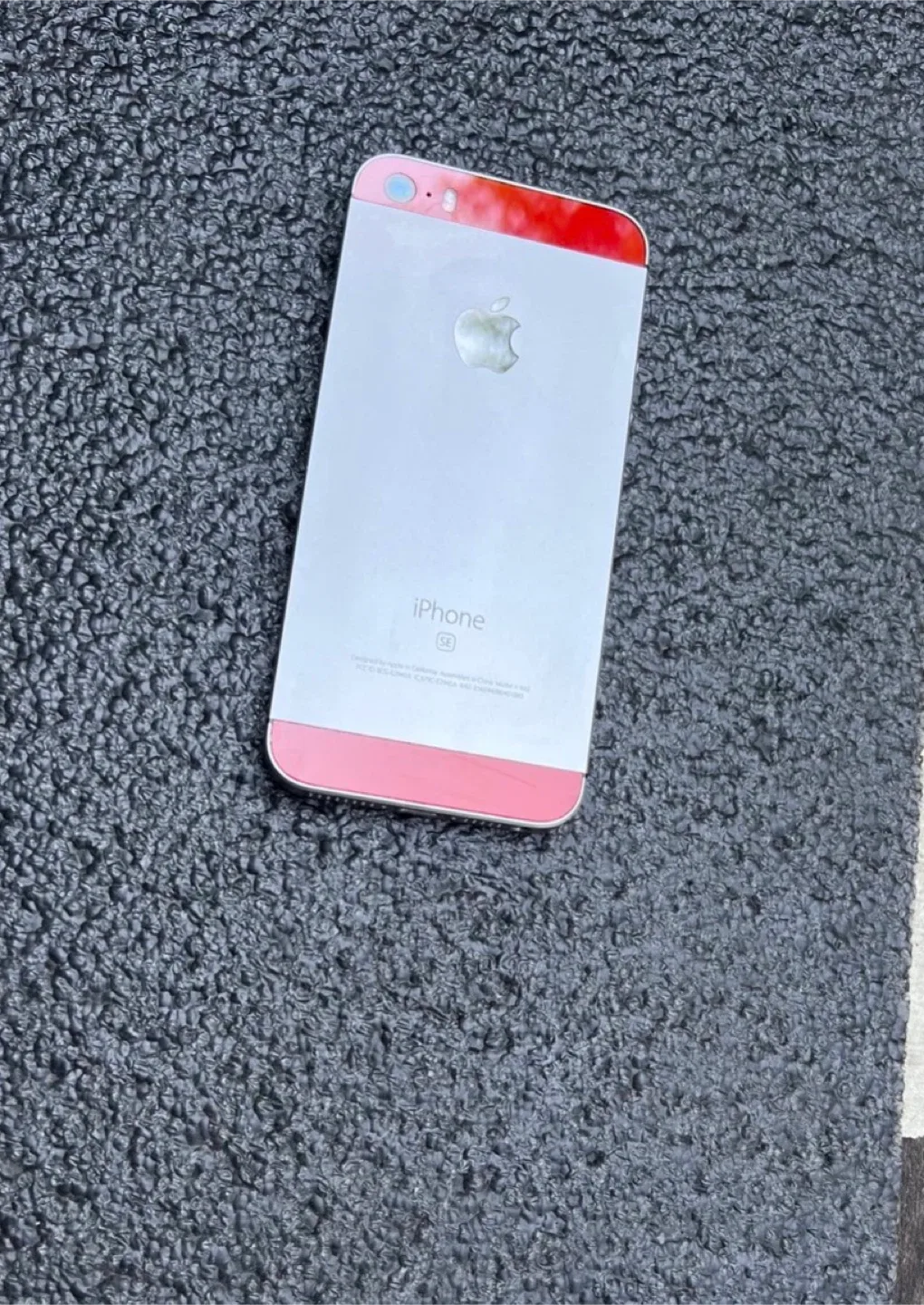 iPhone SE 64gb Unlocked Gray and Red Top/ Bottom Glass image indicator(3)