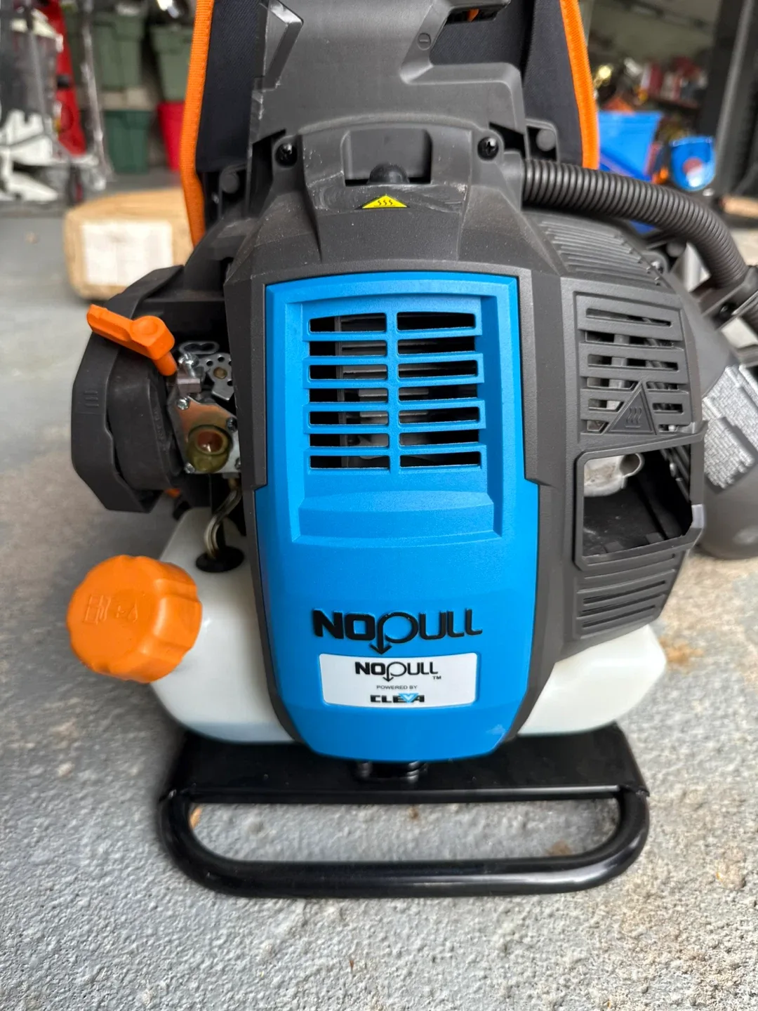 LawnMaster NoPull 31cc 2-Cycle Blower image indicator(2)