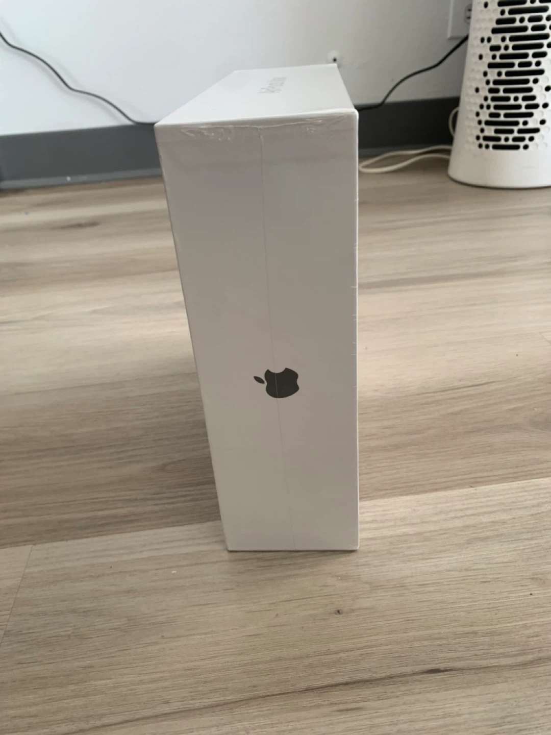 AirPods Max  | Starlight Color  | Brand New - photo 2