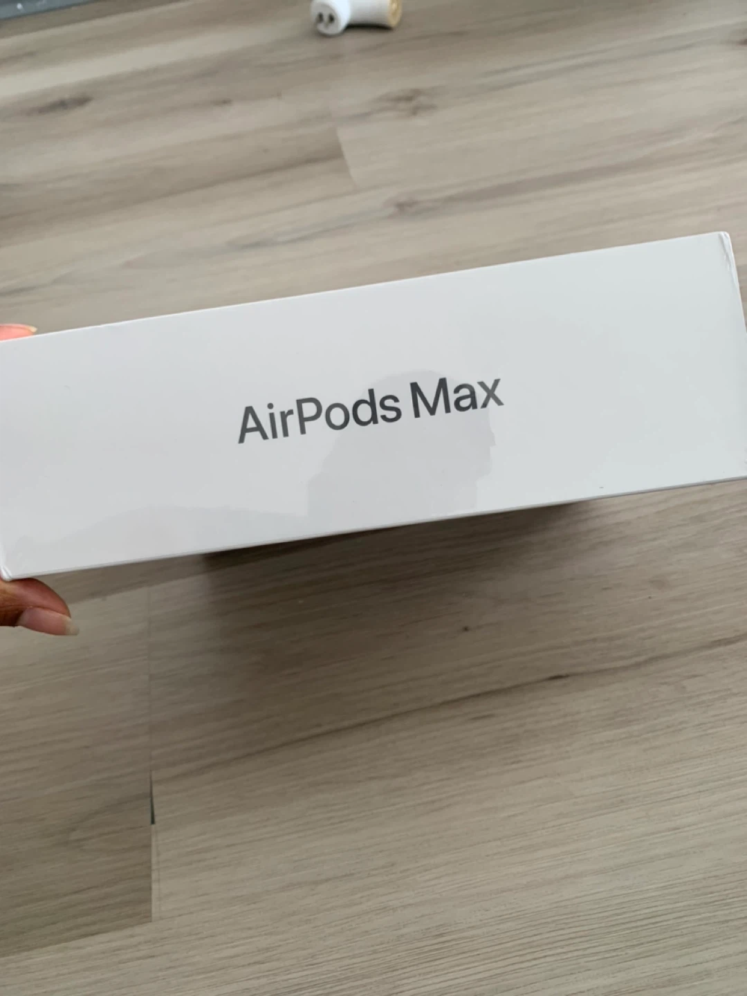 AirPods Max  | Starlight Color  | Brand New - photo 3