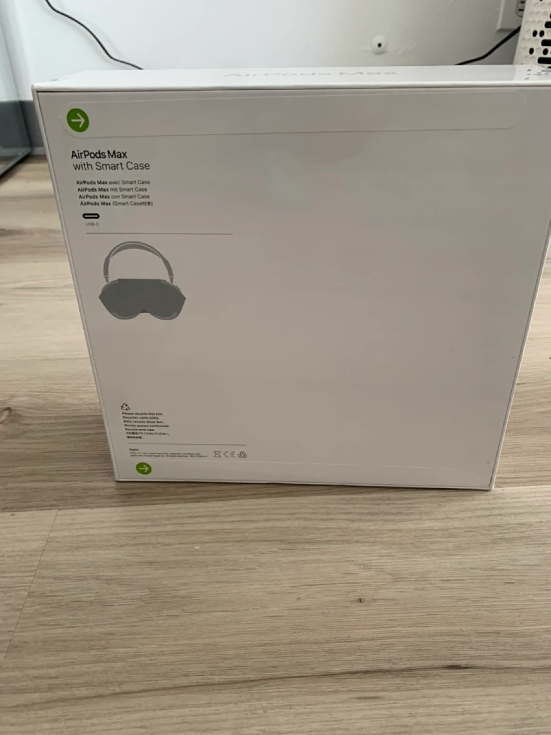 AirPods Max  | Starlight Color  | Brand New - photo 4