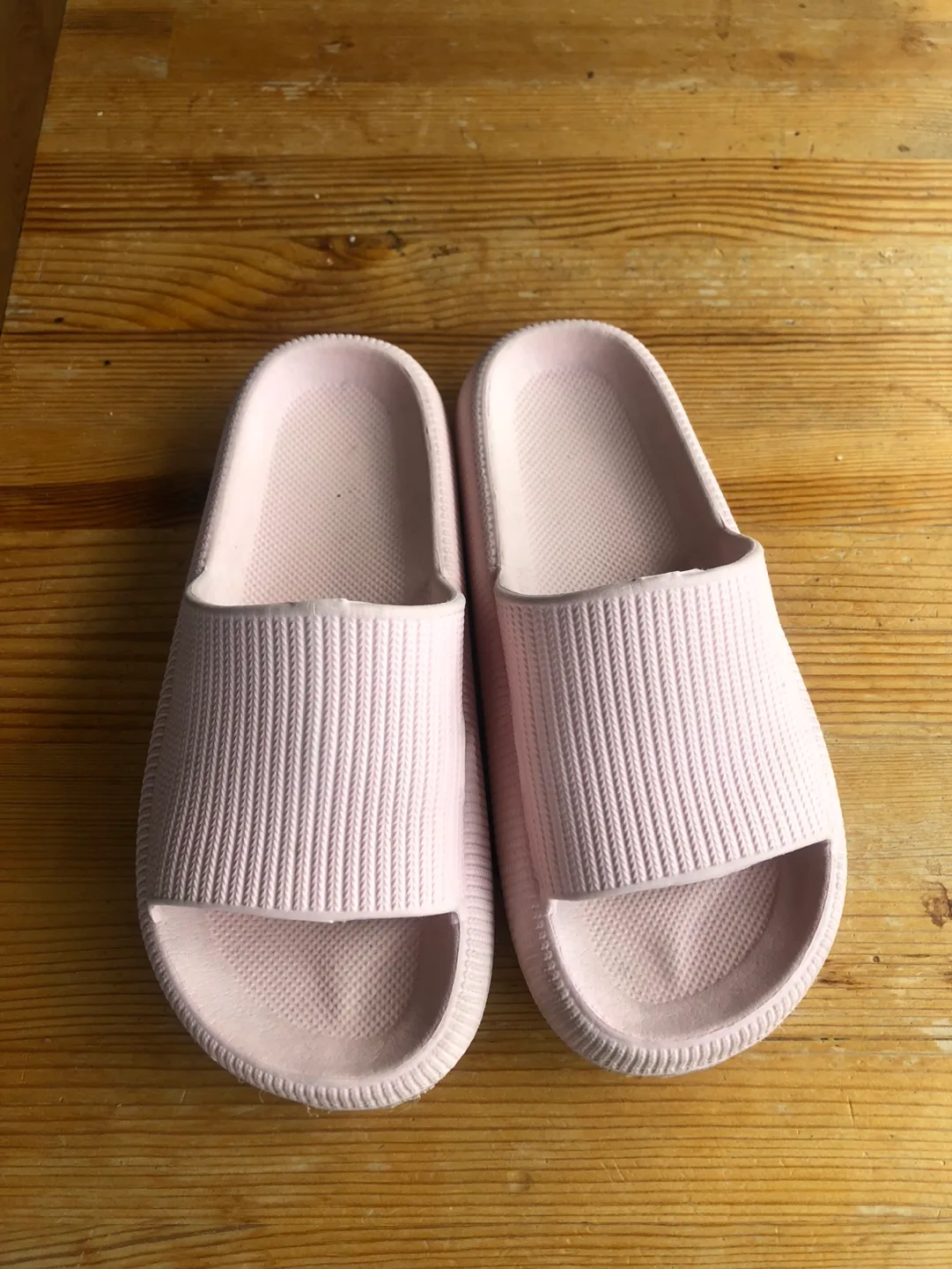 Slippers image indicator(2)