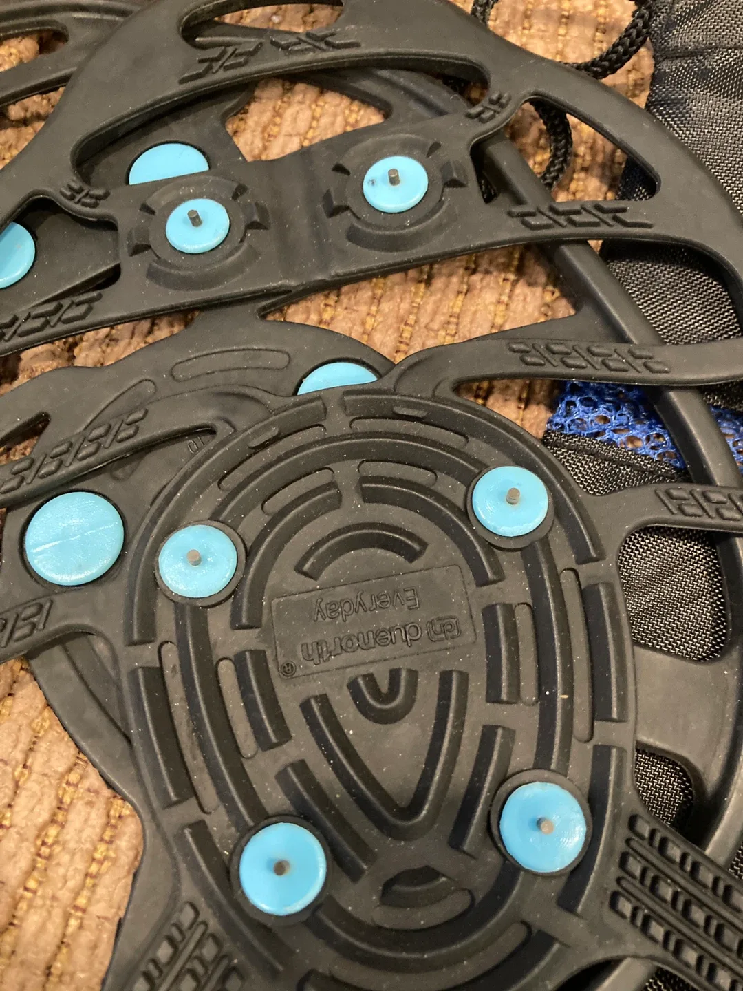 Get-A-Grip Before You Slip! Ice Grips image indicator(3)