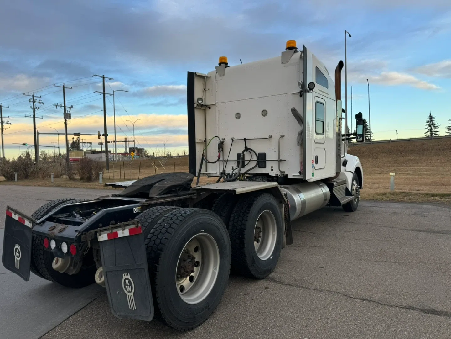 Kenworth Semi Truck image indicator(3)