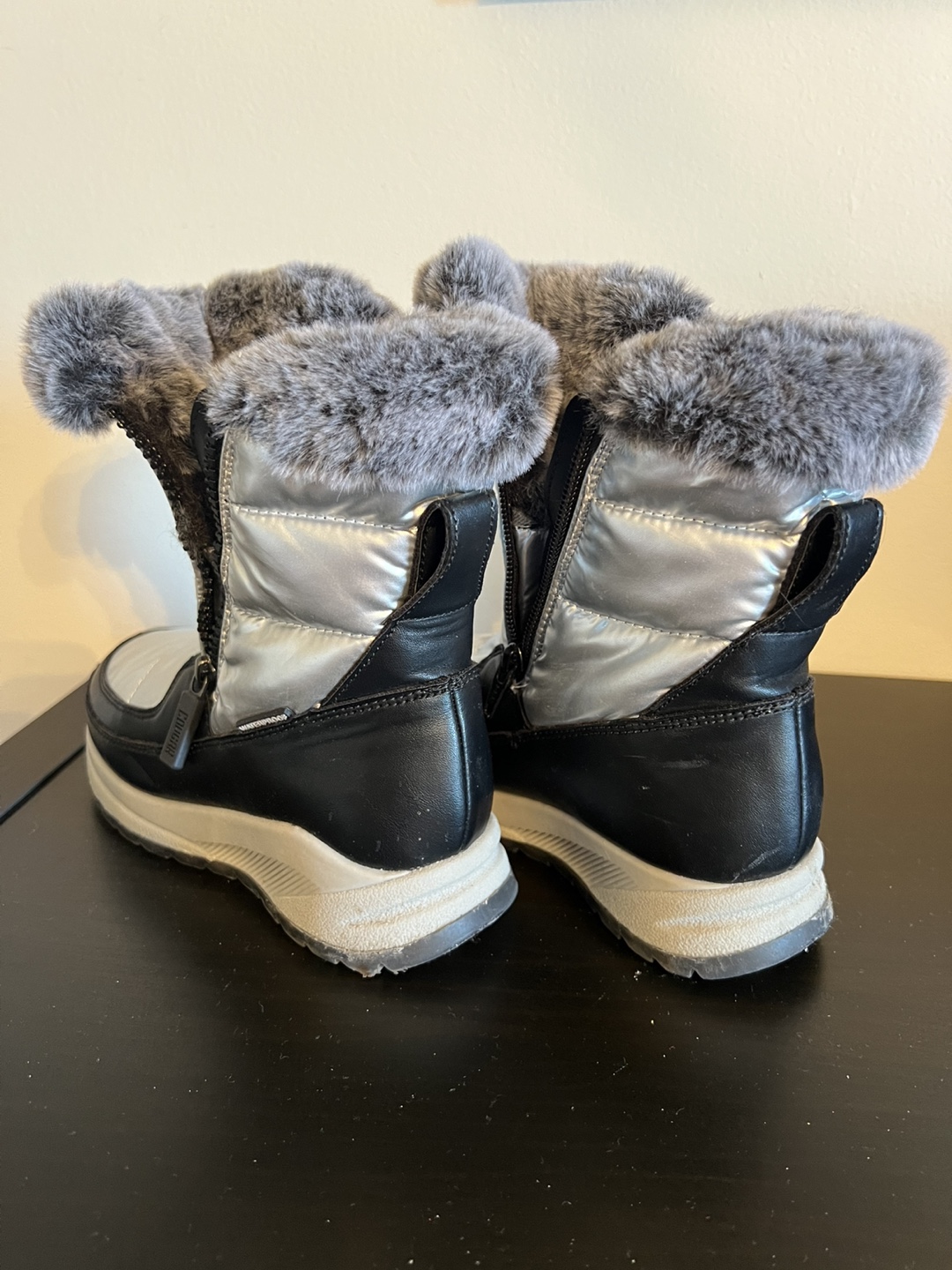 Cougar Starla Winter Boots - US Size 12 - photo 2